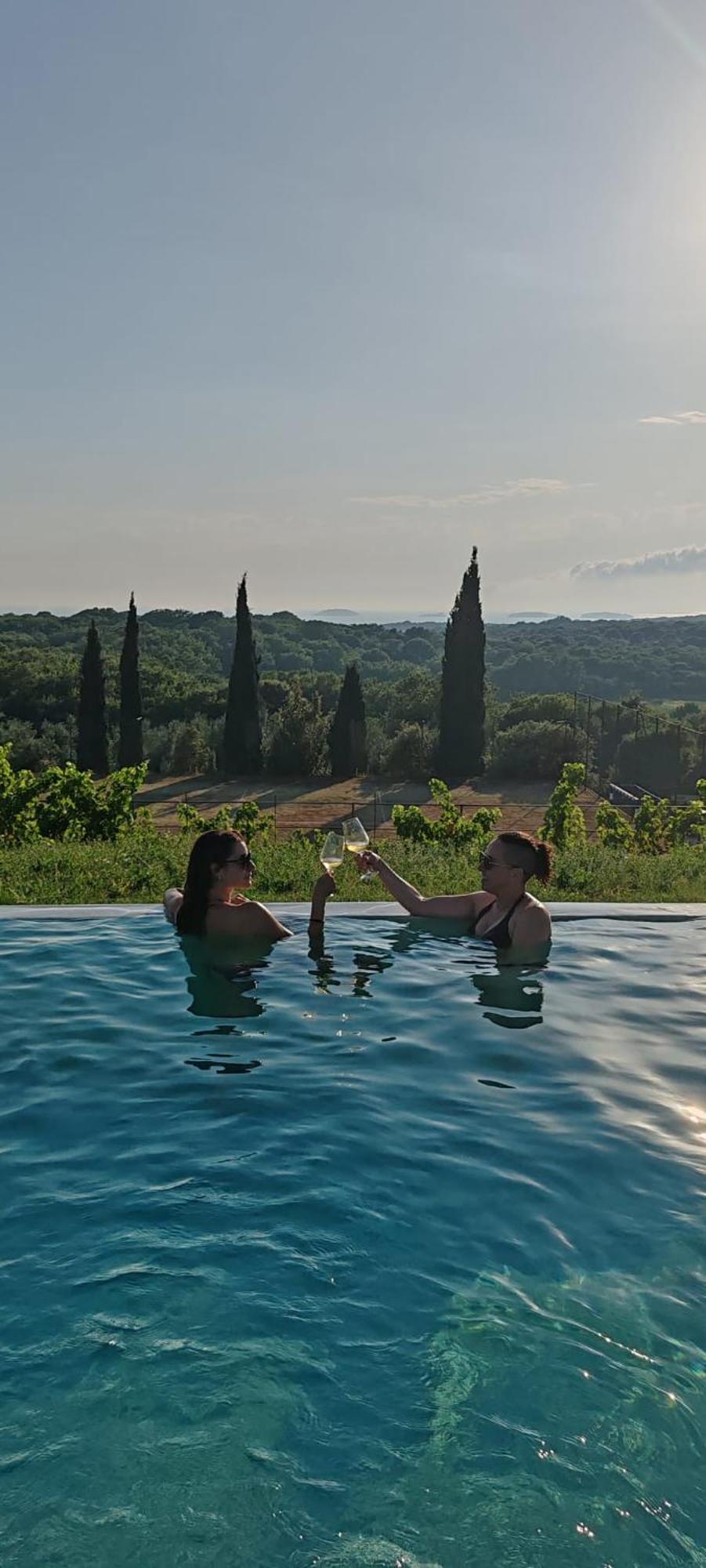 Collis Winery - Family & Friends - Mobilhome روفينج المظهر الخارجي الصورة